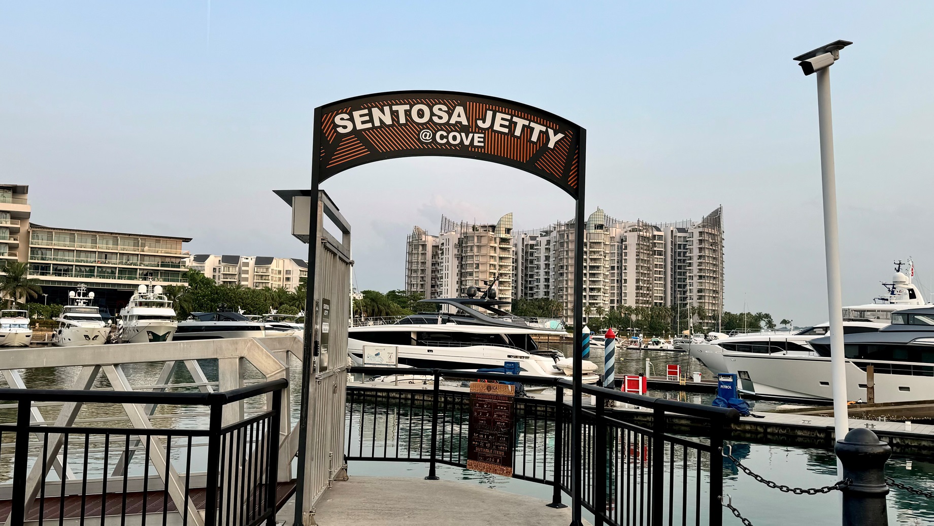 Sentosa Jetty at Cove