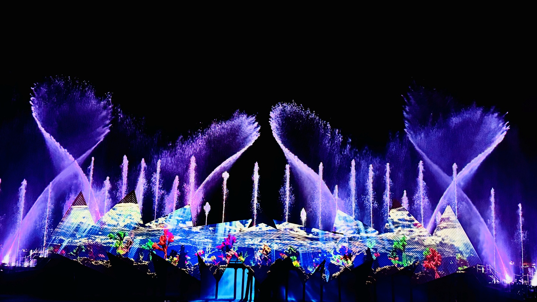 Wings of Time Fireworks Symphony: Spectacular Night Show in Sentosa