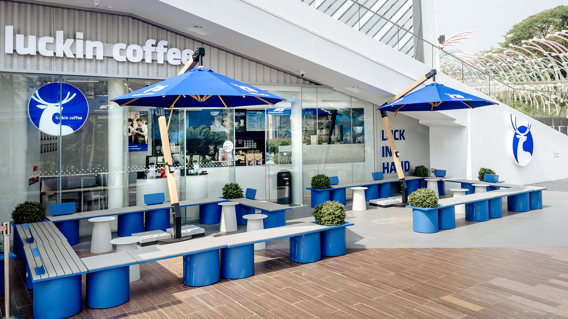 Luckin Coffee Reaches 100-Store Milestone in Singapore