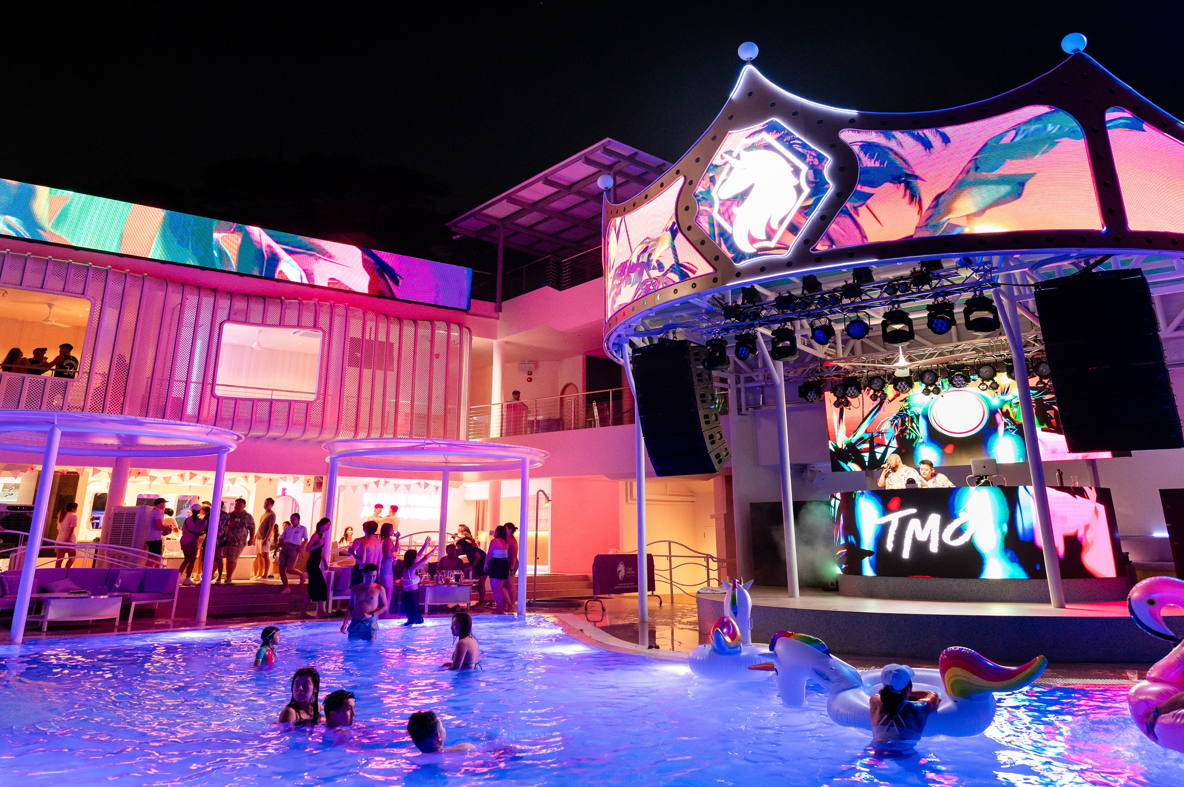 Tipsy Unicorn Beach Club Sentosa