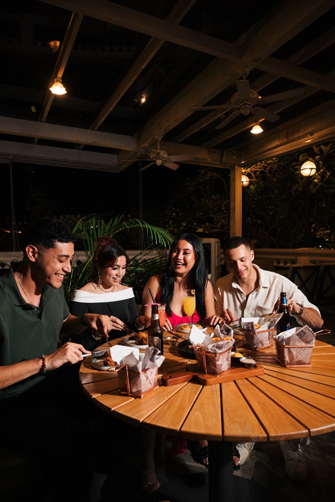 Wildseed Bar & Grill| Sentosa
