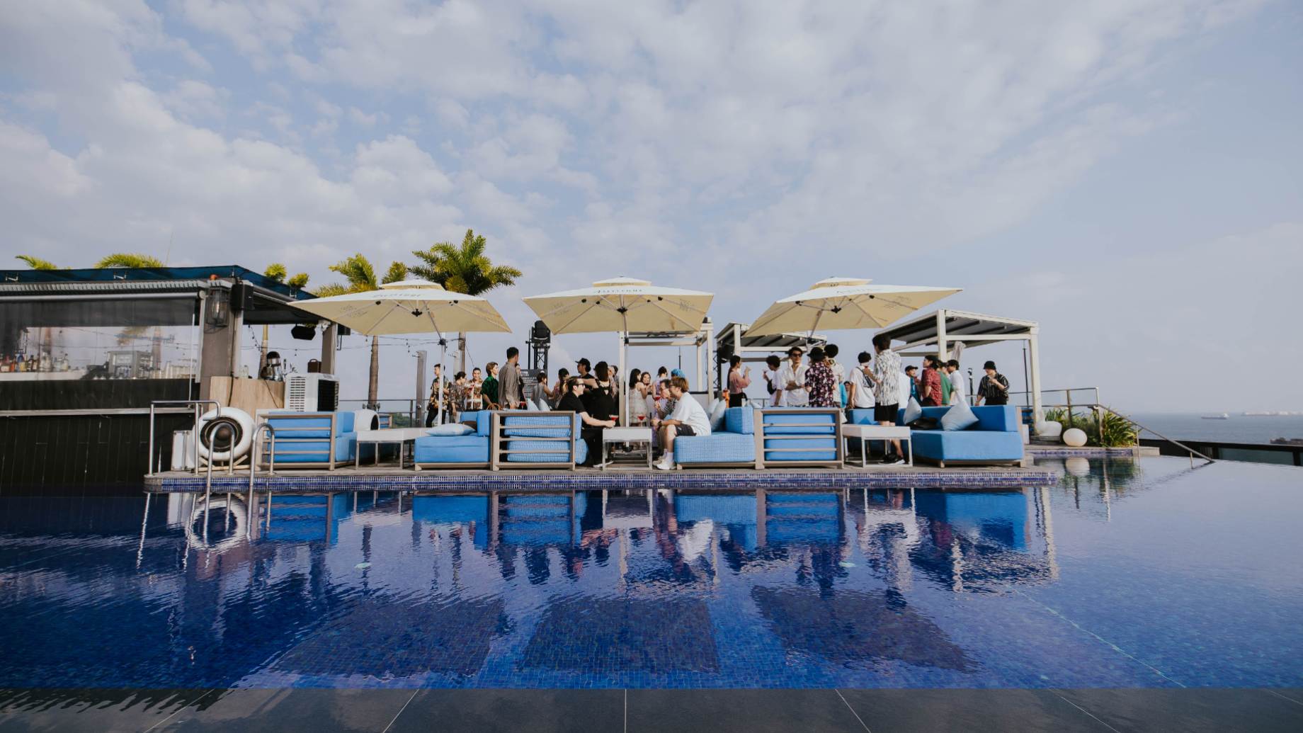 1-Altitude Coast: MICE and Weddings at Sentosa Rooftop Bar